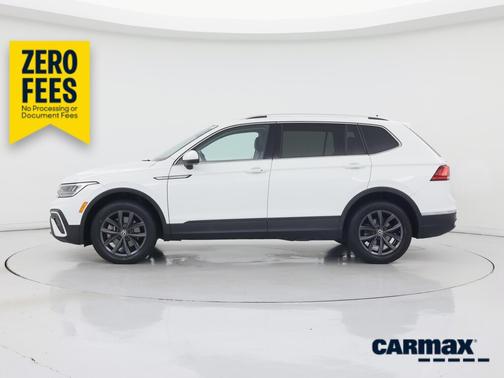 White 2022 Volkswagen Tiguan SE