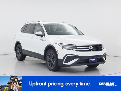 White 2022 Volkswagen Tiguan SE