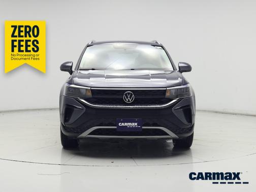 Gray 2022 Volkswagen Taos SE