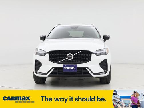 2025 Volvo XC60 B5 Core
