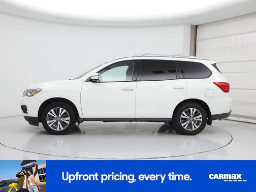 White 2020 Nissan Pathfinder S