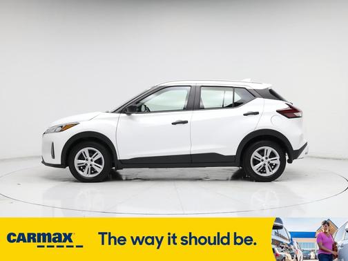 2021 Nissan Kicks S