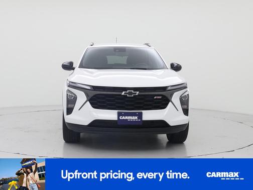 White 2024 Chevrolet Trax 2RS
