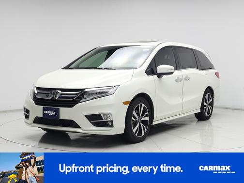 White 2019 Honda Odyssey Elite