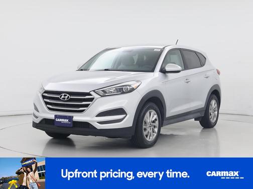 Silver 2017 Hyundai TUCSON SE