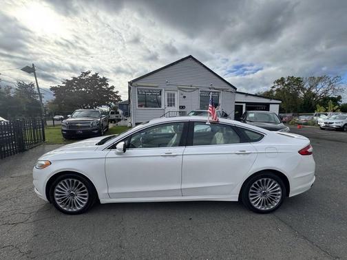White 2016 Ford Fusion Titanium