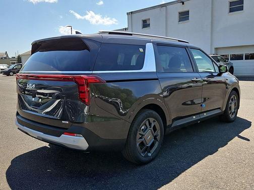 TPB / TPB 2026 Kia Carnival Hybrid EX