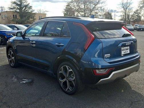 2024 Kia Niro Plug-In Hybrid SX Touring