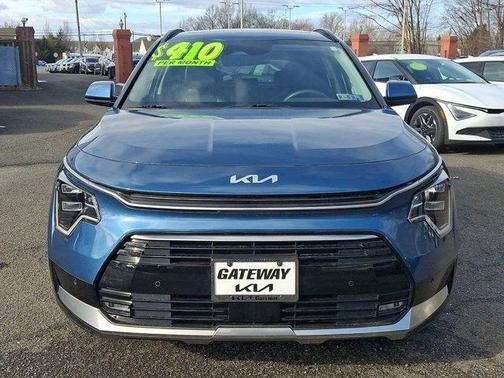 2024 Kia Niro Plug-In Hybrid SX Touring