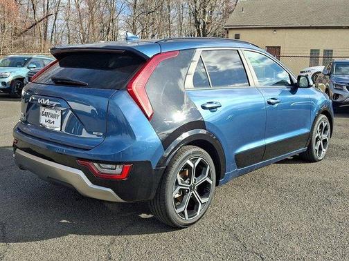 2024 Kia Niro Plug-In Hybrid SX Touring