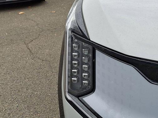 Wolf Gray 2026 Kia EV9 Land