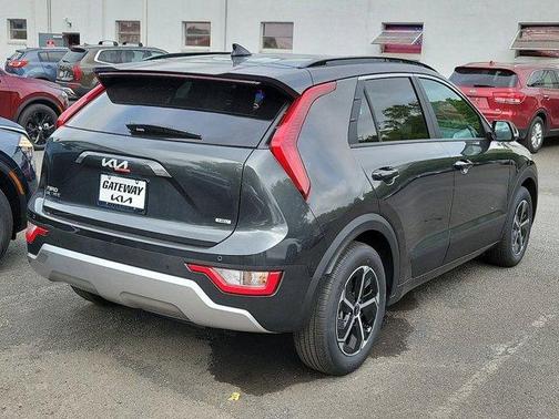 2025 Kia Niro EX