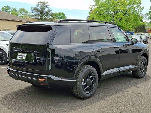 Ebony Black 2027 Kia Telluride SX