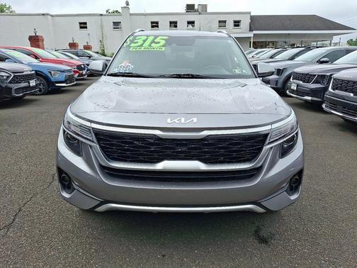 2022 Kia Seltos EX