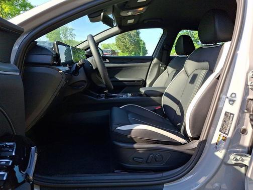 Wolf Gray 2026 Kia K5 GT-Line