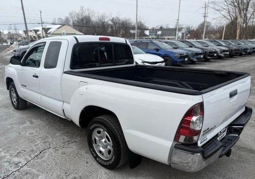 2013 Toyota Tacoma Base