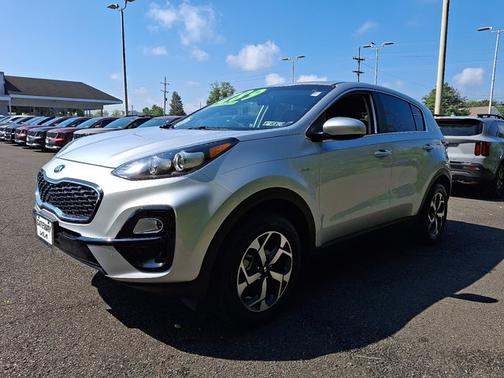 2022 Kia Sportage LX