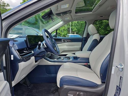 Ceramic Silver 2026 Kia Carnival Hybrid SX