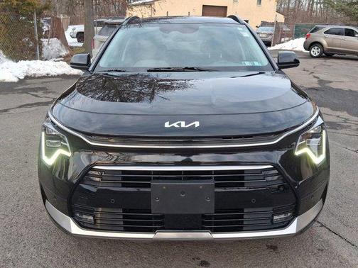 2023 Kia Niro SX Touring