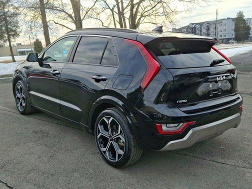 2023 Kia Niro SX Touring