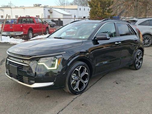 2023 Kia Niro SX Touring