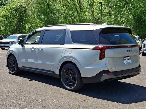 Ivory Silver 2026 Kia Carnival SX Prestige