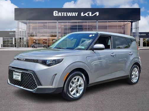 Steel Gray 2023 Kia Soul LX