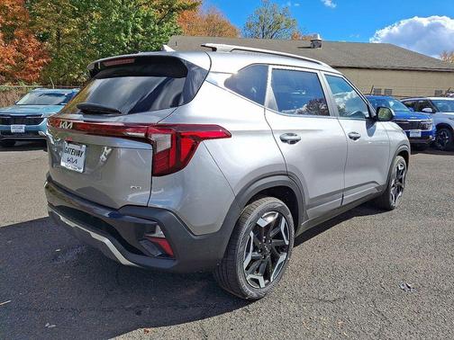 Steel Gray 2026 Kia Seltos SX