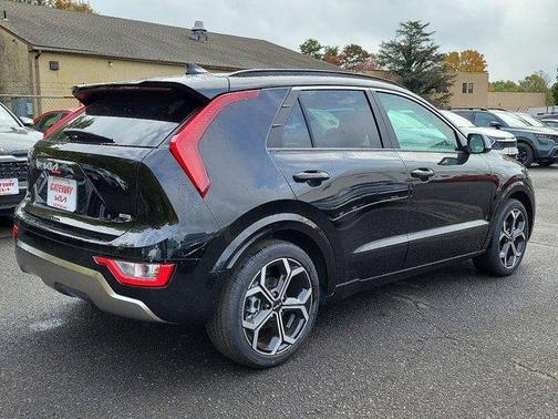 2024 Kia Niro EX Touring