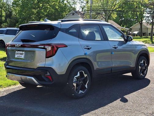 Steel Gray 2026 Kia Seltos S