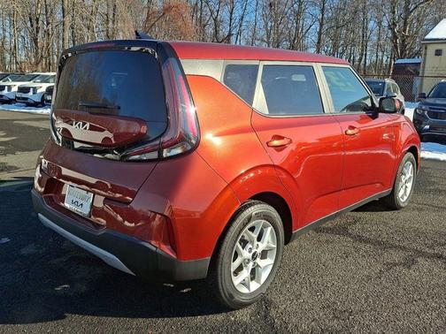 2023 Kia Soul LX