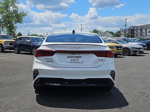Snow White Pearl 2023 Kia Forte GT-Line