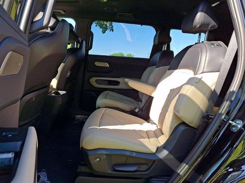 Ebony Black 2027 Kia Telluride EX