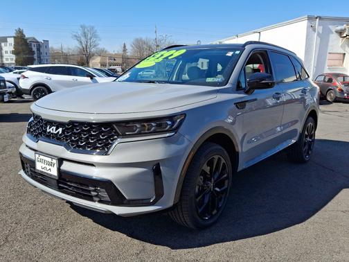 2022 Kia Sorento SX