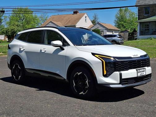 Snow White Pearl 2026 Kia Sportage Hybrid EX