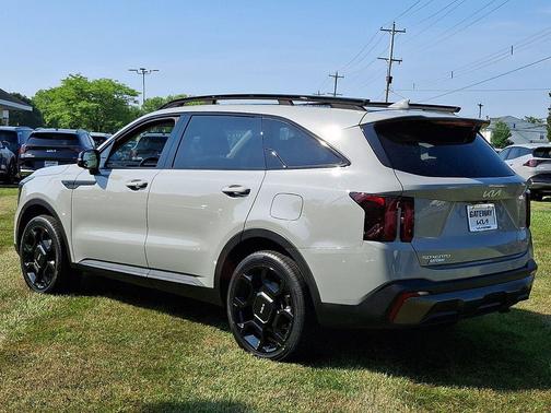 Wolf Gray 2024 Kia Sorento X-Line EX