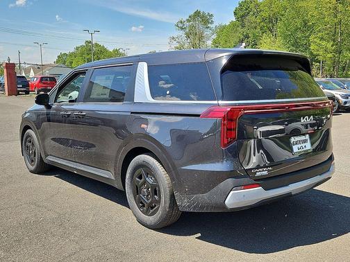 Metal 2026 Kia Carnival LXS