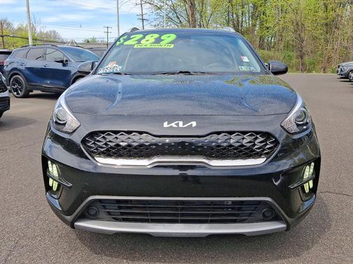 2022 Kia Niro LXS SE