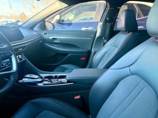 2022 Hyundai SONATA SEL Plus