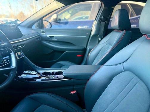 2022 Hyundai SONATA SEL Plus