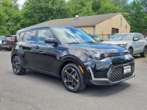 Fusion Orange 2023 Kia Soul EX