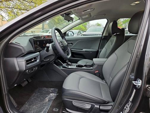 Gray 2026 Kia K4 EX