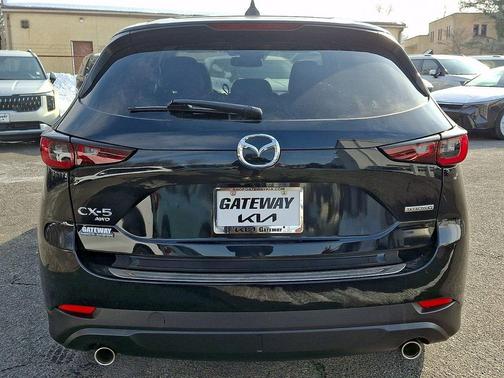2022 Mazda CX-5 2.5 S Preferred Package