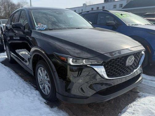 2022 Mazda CX-5 2.5 S Preferred Package