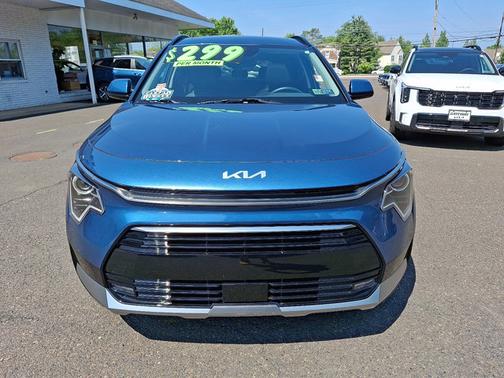 2023 Kia Niro EX Touring