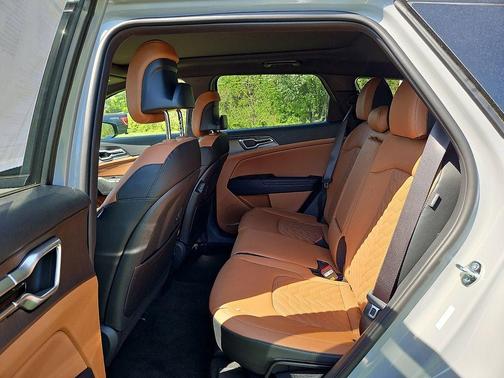Wolf Gray 2026 Kia Sportage X-Line