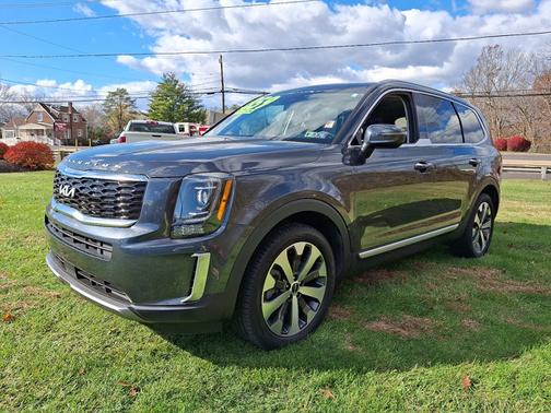 2022 Kia Telluride S