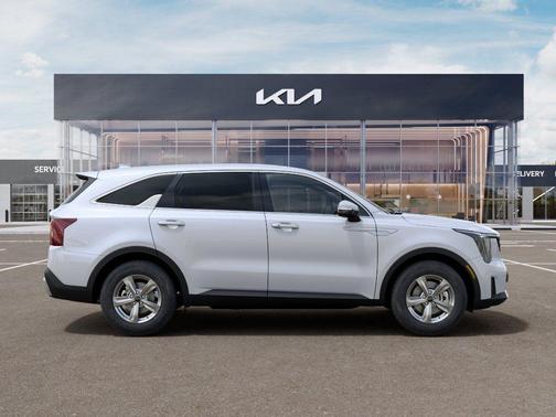 Glacial White Pearl 2026 Kia Sorento LX