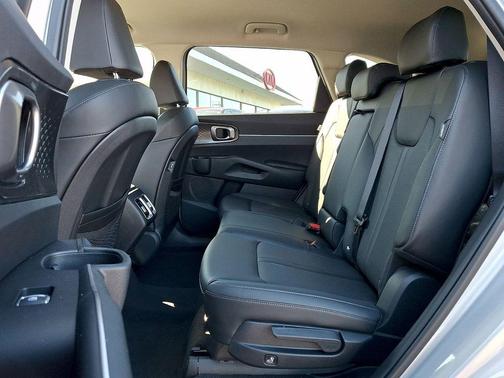 Ivory Silver 2026 Kia Sorento EX