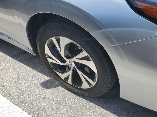 Ice Silver Metallic 2024 Subaru Legacy Premium